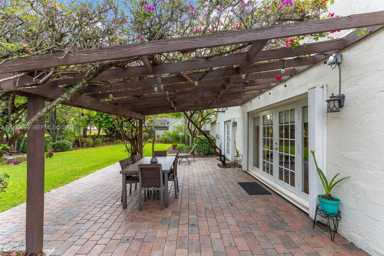 11018 Southwest 147th Place Miami, FL 33196 - Photo 25 of 47