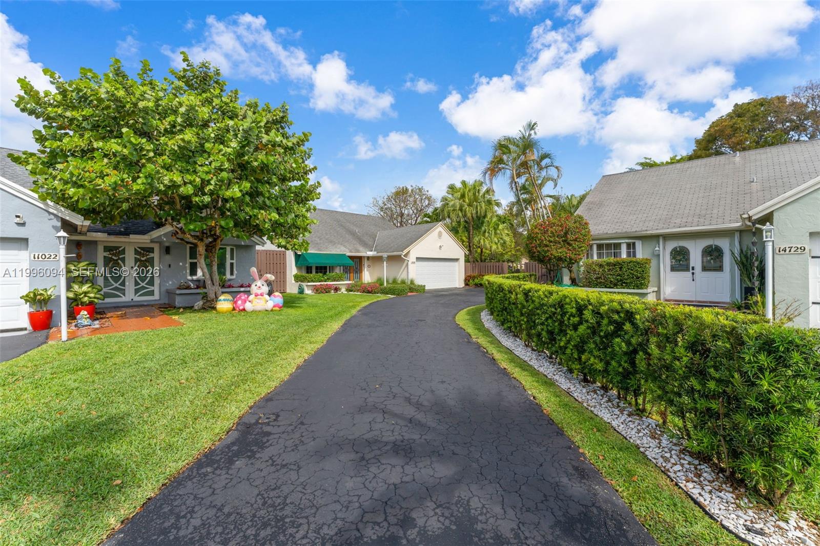 11018 Southwest 147th Place Miami, FL 33196 - Photo 3 of 47