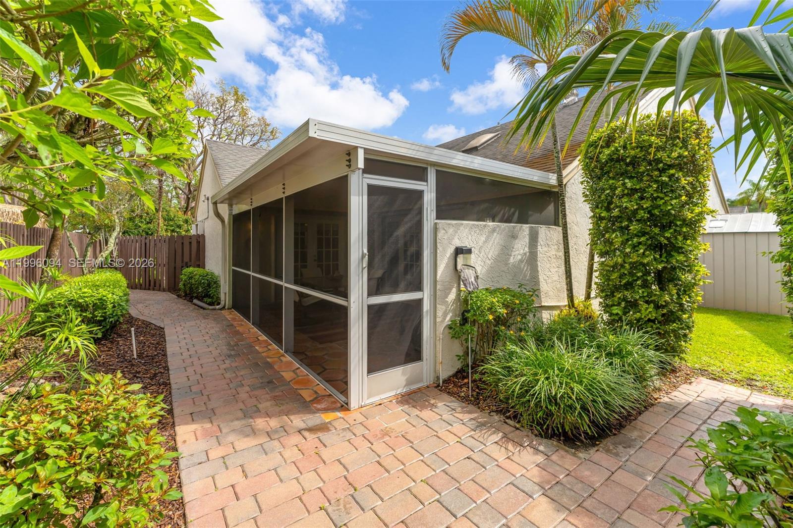 11018 Southwest 147th Place Miami, FL 33196 - Photo 33 of 47