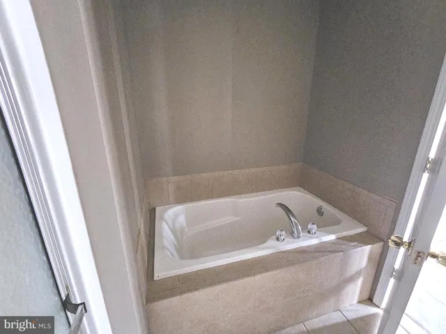 $392,000 | 231 Camerton Lane, Townsend, DE 19734