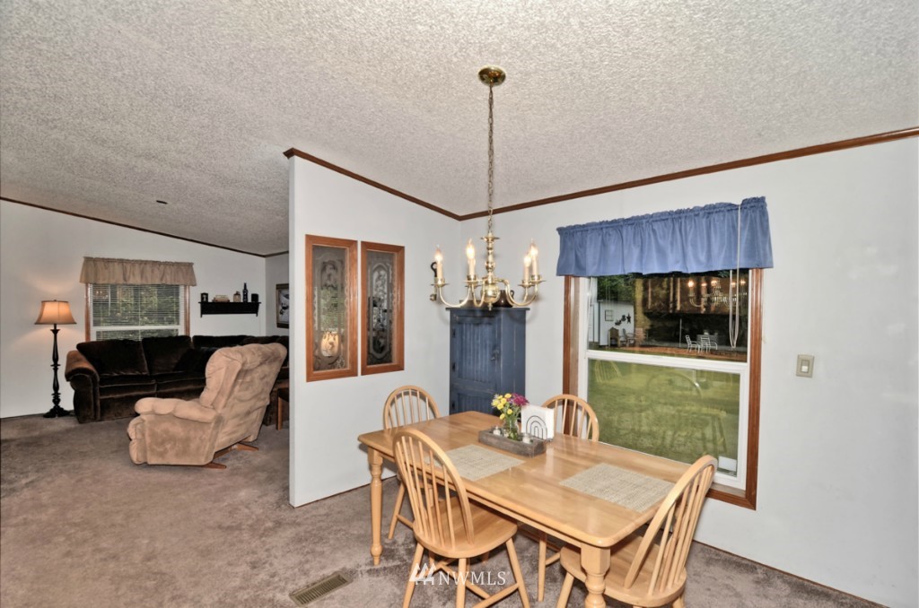 3828 236th Street Southeast Bothell, WA 98021 - Photo 13 of 23