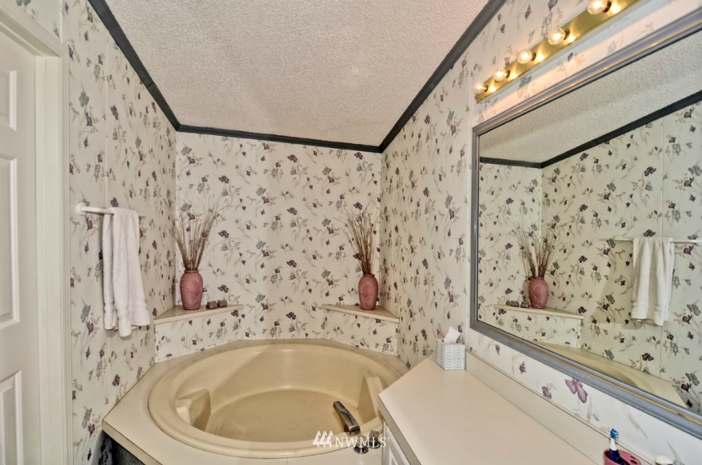 3828 236th Street Southeast Bothell, WA 98021 - Photo 19 of 23