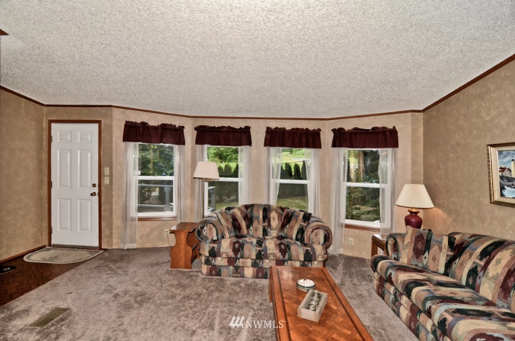 3828 236th Street Southeast Bothell, WA 98021 - Photo 5 of 23