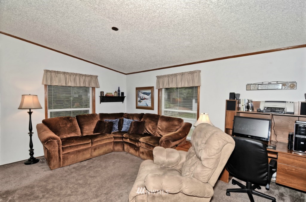 3828 236th Street Southeast Bothell, WA 98021 - Photo 8 of 23