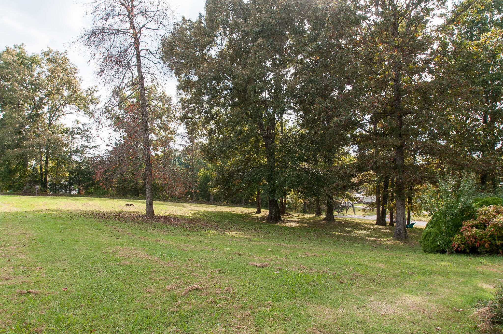 1061 Lewis Road Burns, TN 37029 - Photo 3 of 30 Gallery Image 3