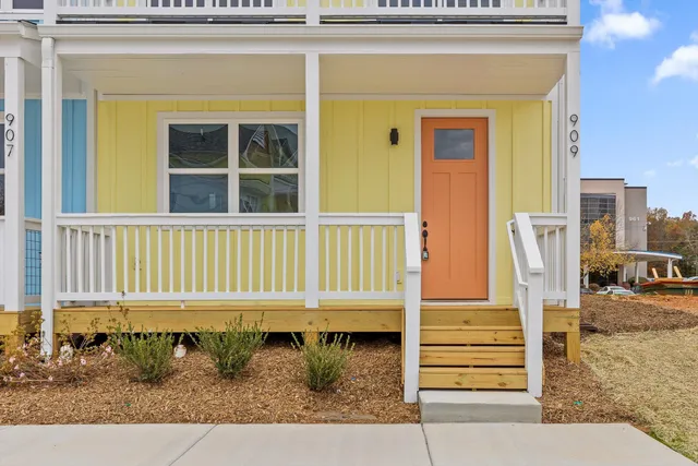 $363,115 | 909 Blue Heights Dr Ridge, Unit 17, East Ridge, TN 37412