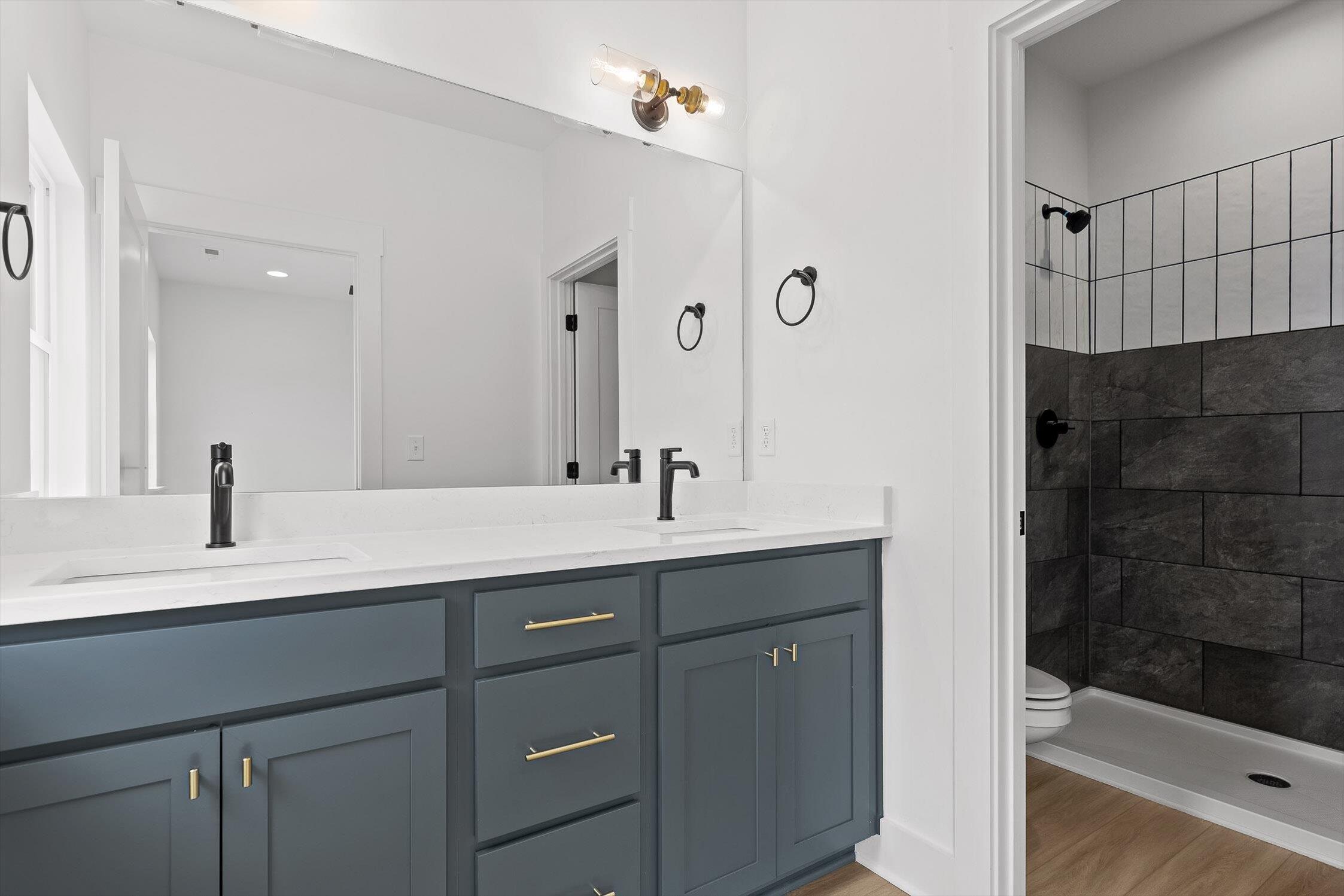 909 Blue Heights Dr Ridge, Unit 17 East Ridge, TN 37412 - Photo 22 of 33 25-909 Blue Heights-25