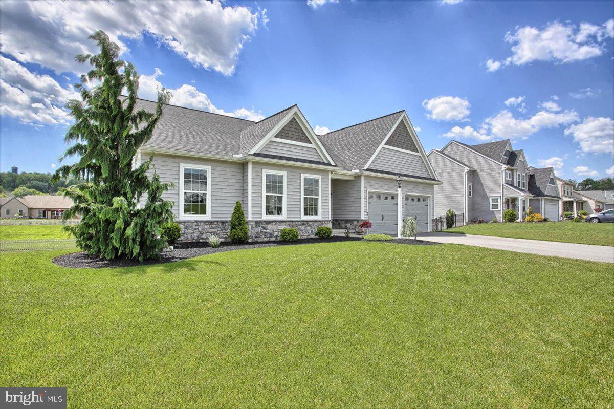 2243 Friesian Road York, PA 17406 - Photo 3 of 37 Gallery Image 3