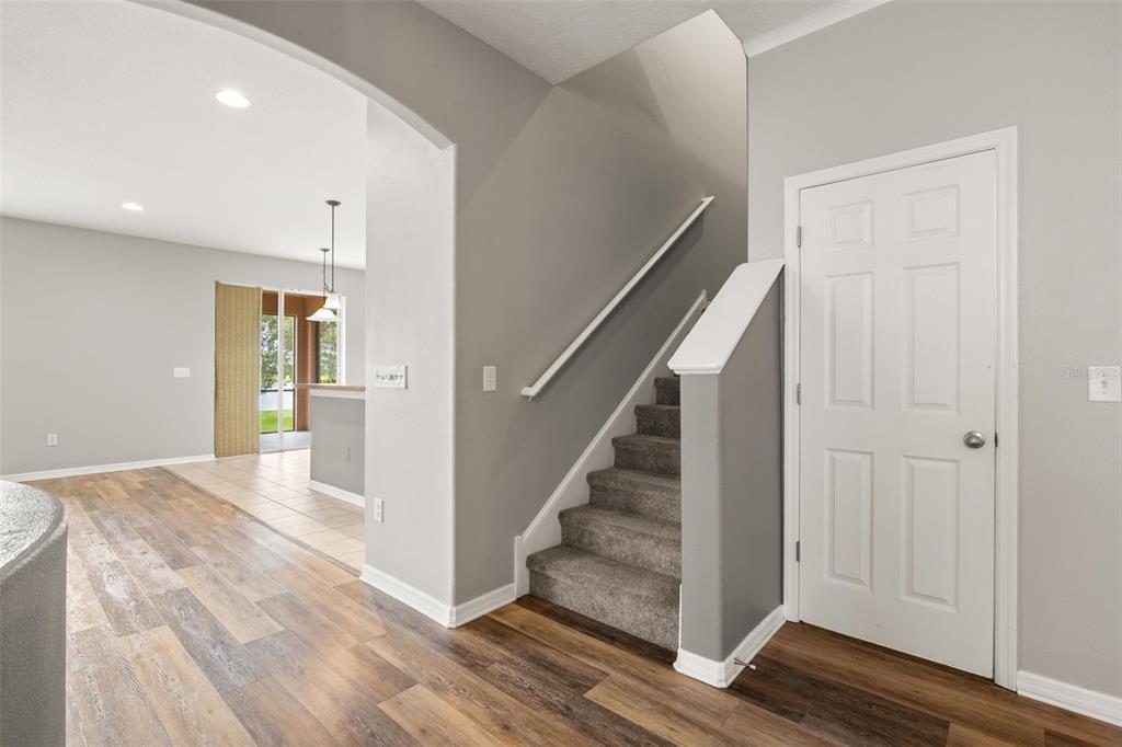 10284 Newminster Loop Ruskin, FL 33573 - Photo 25 of 72