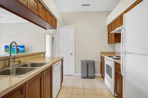 $182,000 | 307 Eagle Pond Drive, Unit 307, Winter Haven, FL 33884