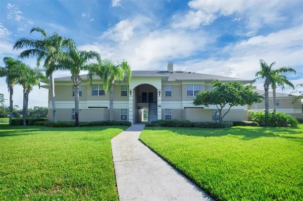 $182,000 | 307 Eagle Pond Drive, Unit 307, Winter Haven, FL 33884