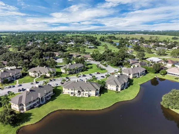 $182,000 | 307 Eagle Pond Drive, Unit 307, Winter Haven, FL 33884