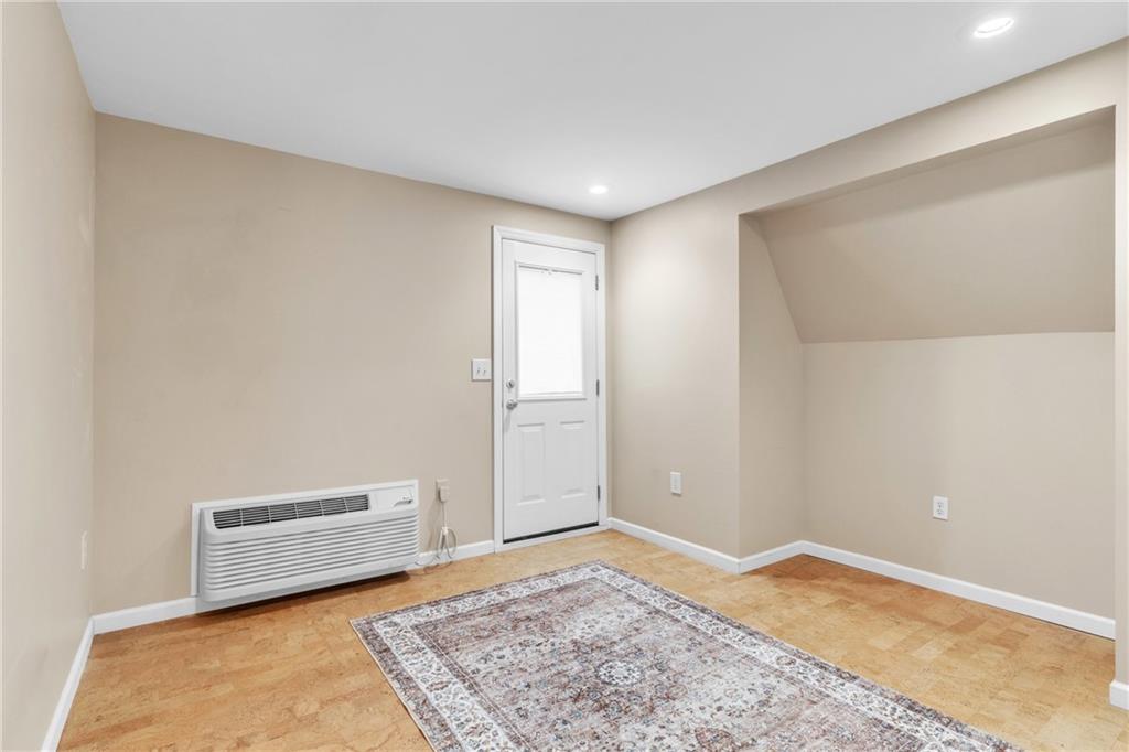 461 Manor Road Wexford, PA 15090 - Photo 33 of 43 a view of room