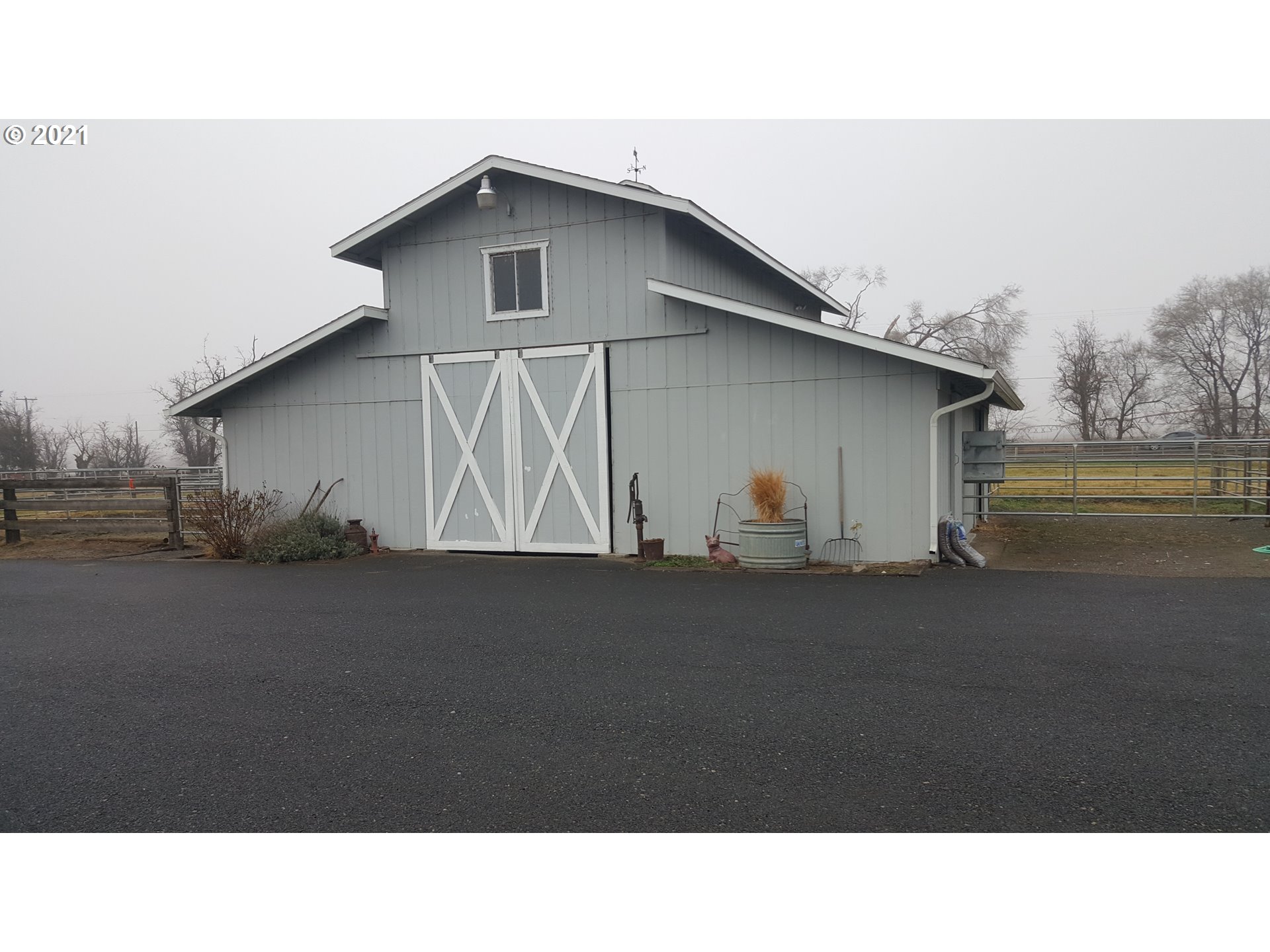 80171 Powerline Road Hermiston, OR 97838 - Photo 8 of 28 Gallery Image 8