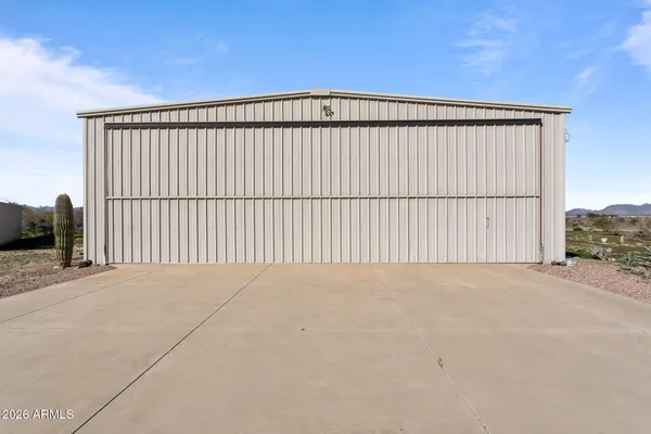 a view of an empty garage