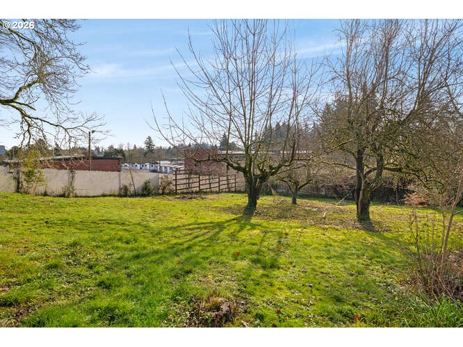2738 Southwest Moss Street Portland, OR 97219 - Photo 33 of 46