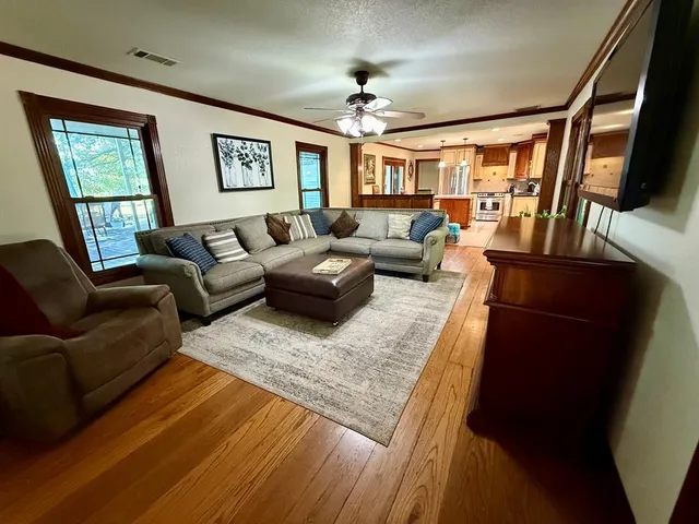 $499,900 | 3420 Springfield Road, Springtown, TX 76082