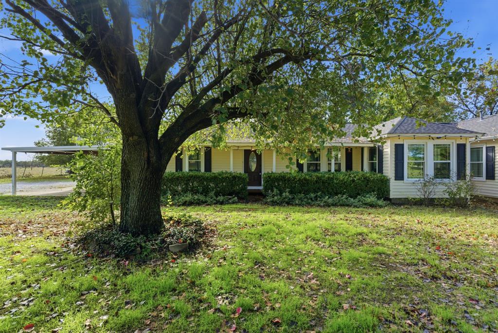 3420 Springfield Road Springtown, TX 76082 - Photo 2 of 38