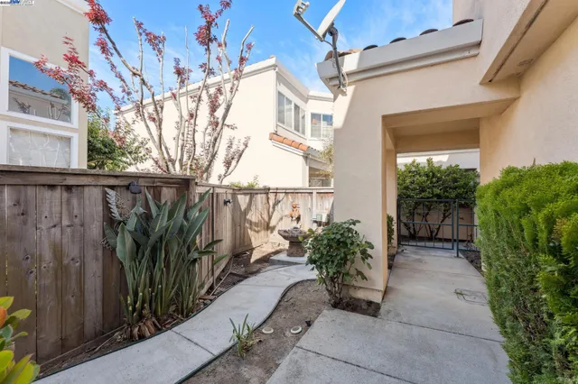 $1,450,000 | 125 Cardigan Bay, Alameda, CA 94502