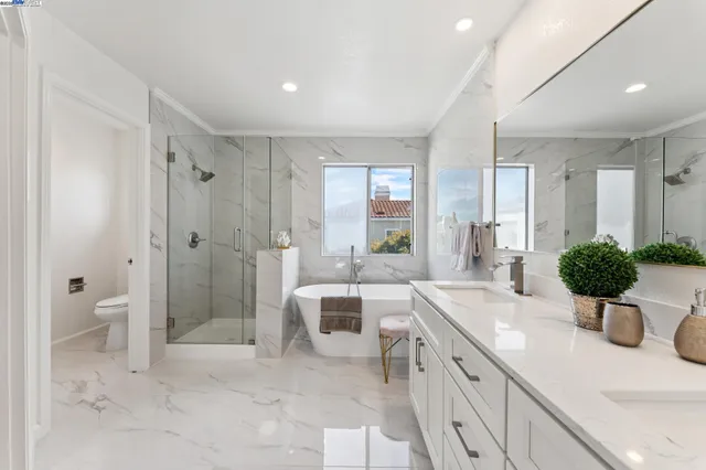 $1,450,000 | 125 Cardigan Bay, Alameda, CA 94502