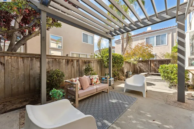 $1,450,000 | 125 Cardigan Bay, Alameda, CA 94502
