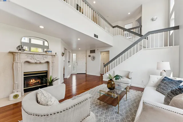 $1,450,000 | 125 Cardigan Bay, Alameda, CA 94502