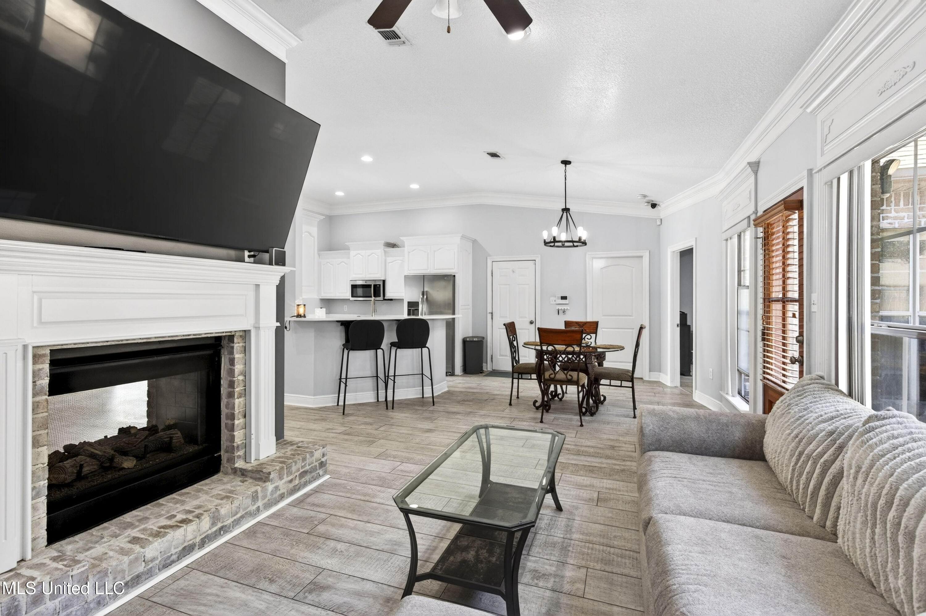 2500 Old Bay Road Biloxi, MS 39531 - Photo 20 of 48 2500OldBayRd-13
