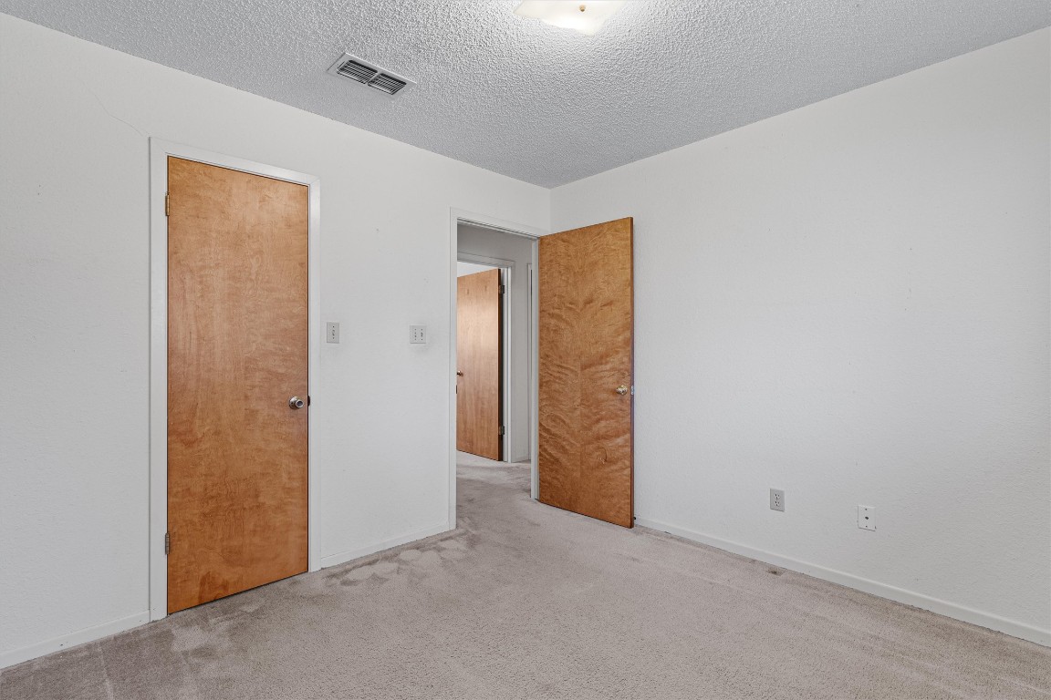 914 Victoria Street Taylor, TX 76574 - Photo 24 of 31