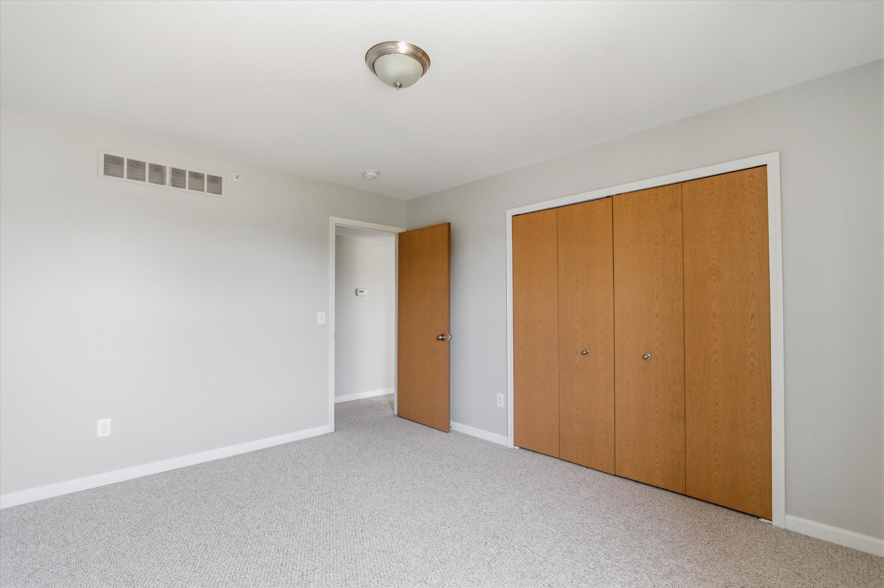 1304 Riversedge Drive Saline, MI 48176 - Photo 27 of 39 30-030