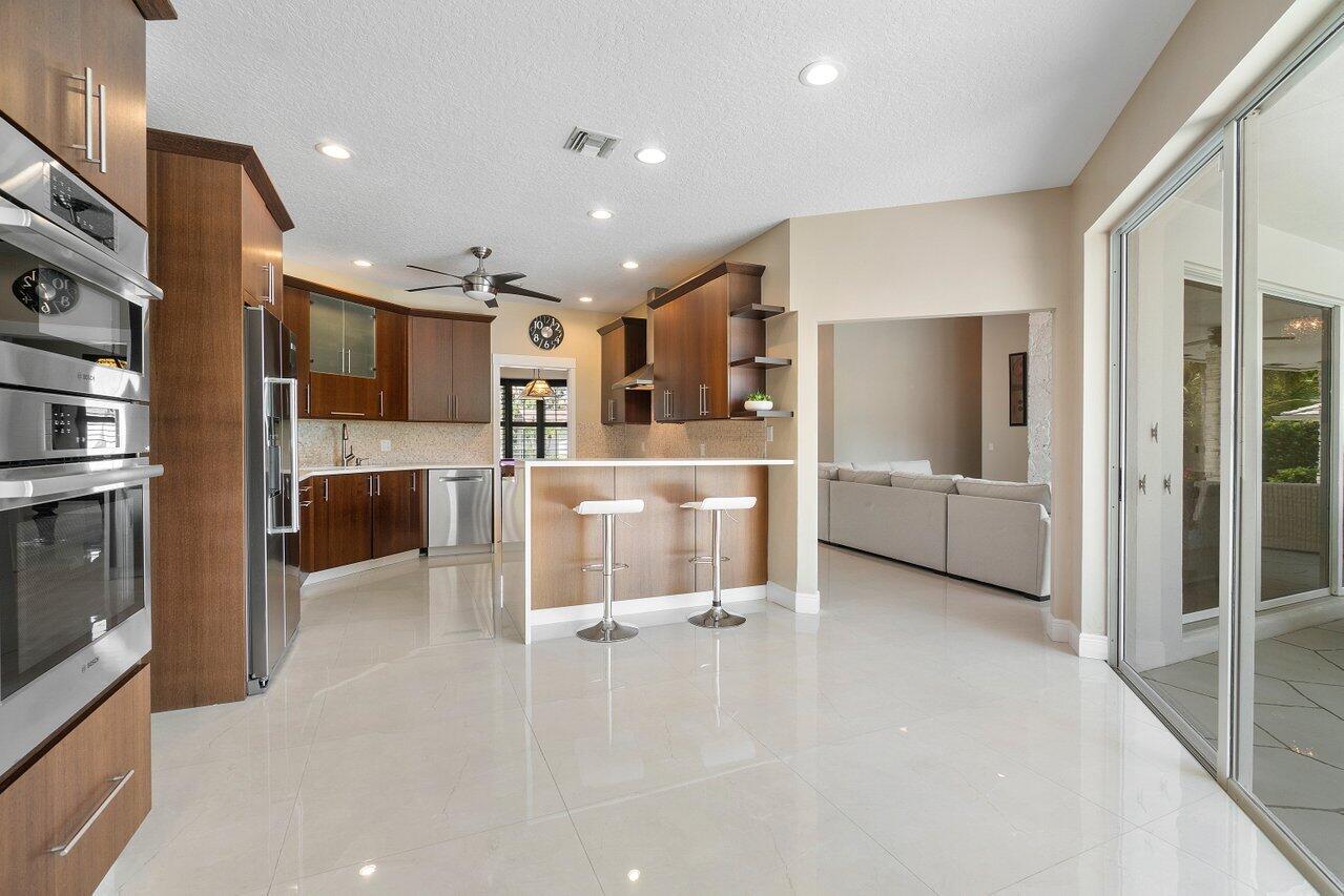 1081 Singer Drive Singer Island, FL 33404 - Photo 14 of 48 013-1081SingerDrive-RivieraBeach-FL-3340