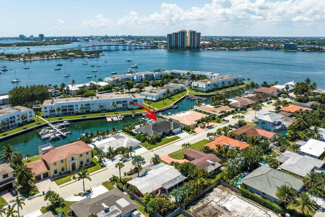 1081 Singer Drive Singer Island, FL 33404 - Photo 47 of 48 056-1081SingerDrive-RivieraBeach-FL-3340