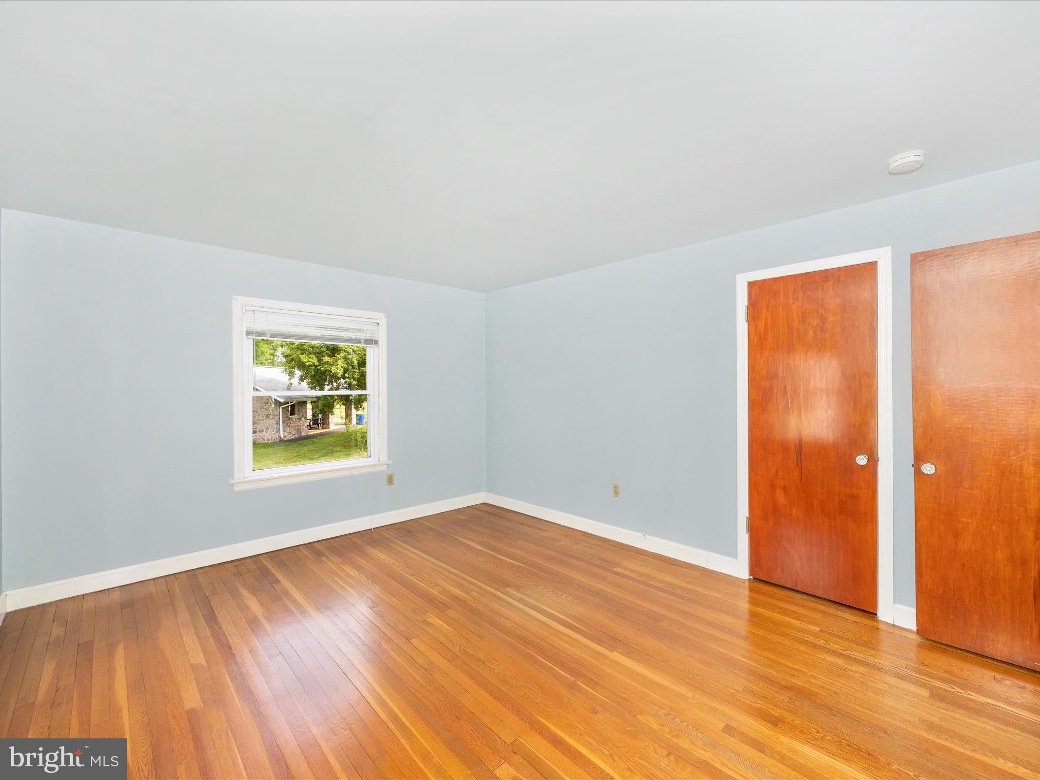6 Park View Boonsboro, MD 21713 - Photo 20 of 64 an empty room with window