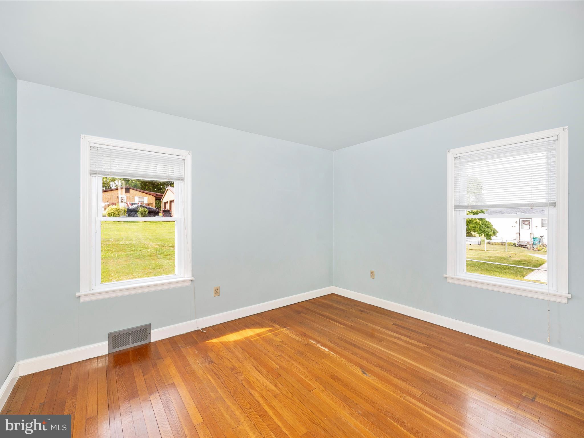 6 Park View Boonsboro, MD 21713 - Photo 23 of 64 wooden floor in an empty room with a window