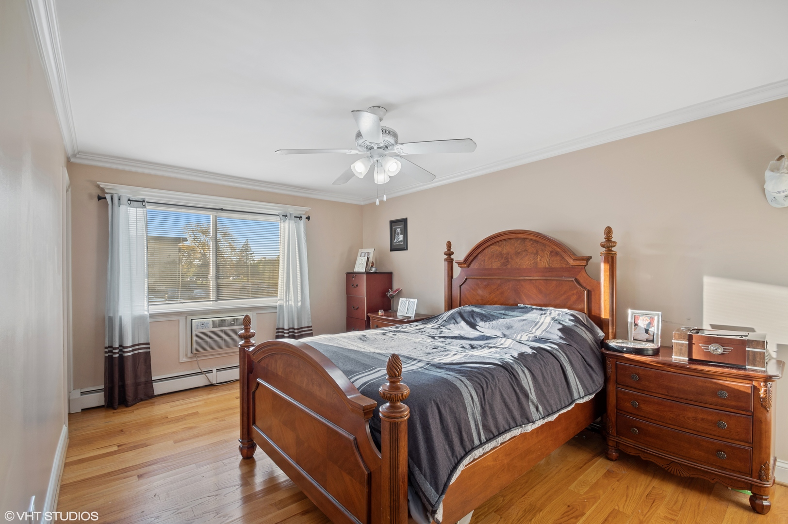 2210 South Goebbert Road, Unit 229 Arlington Heights, IL 60005 - Photo 6 of 11 Gallery Image 6