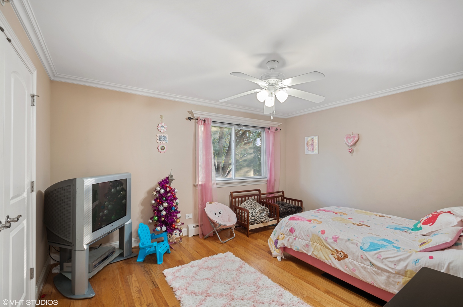 2210 South Goebbert Road, Unit 229 Arlington Heights, IL 60005 - Photo 8 of 11 Gallery Image 8