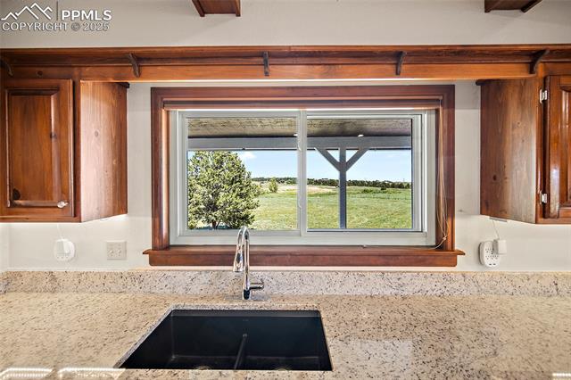 10475 Raygor Road Colorado Springs, CO 80908 - Photo 13 of 50 Gallery Image 13