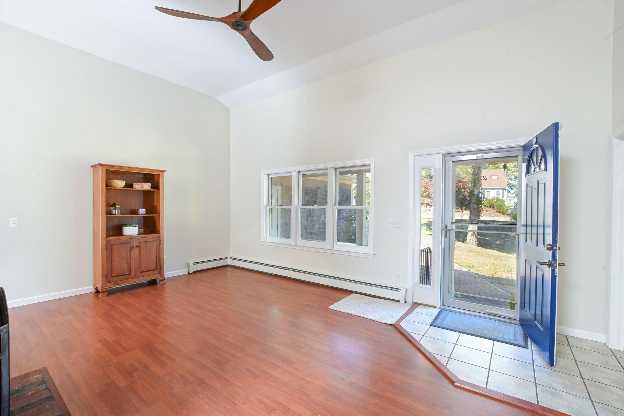 211 James Circle Mashpee, MA 02649 - Photo 6 of 37 4-web-or-mls-DSC_4866 copy