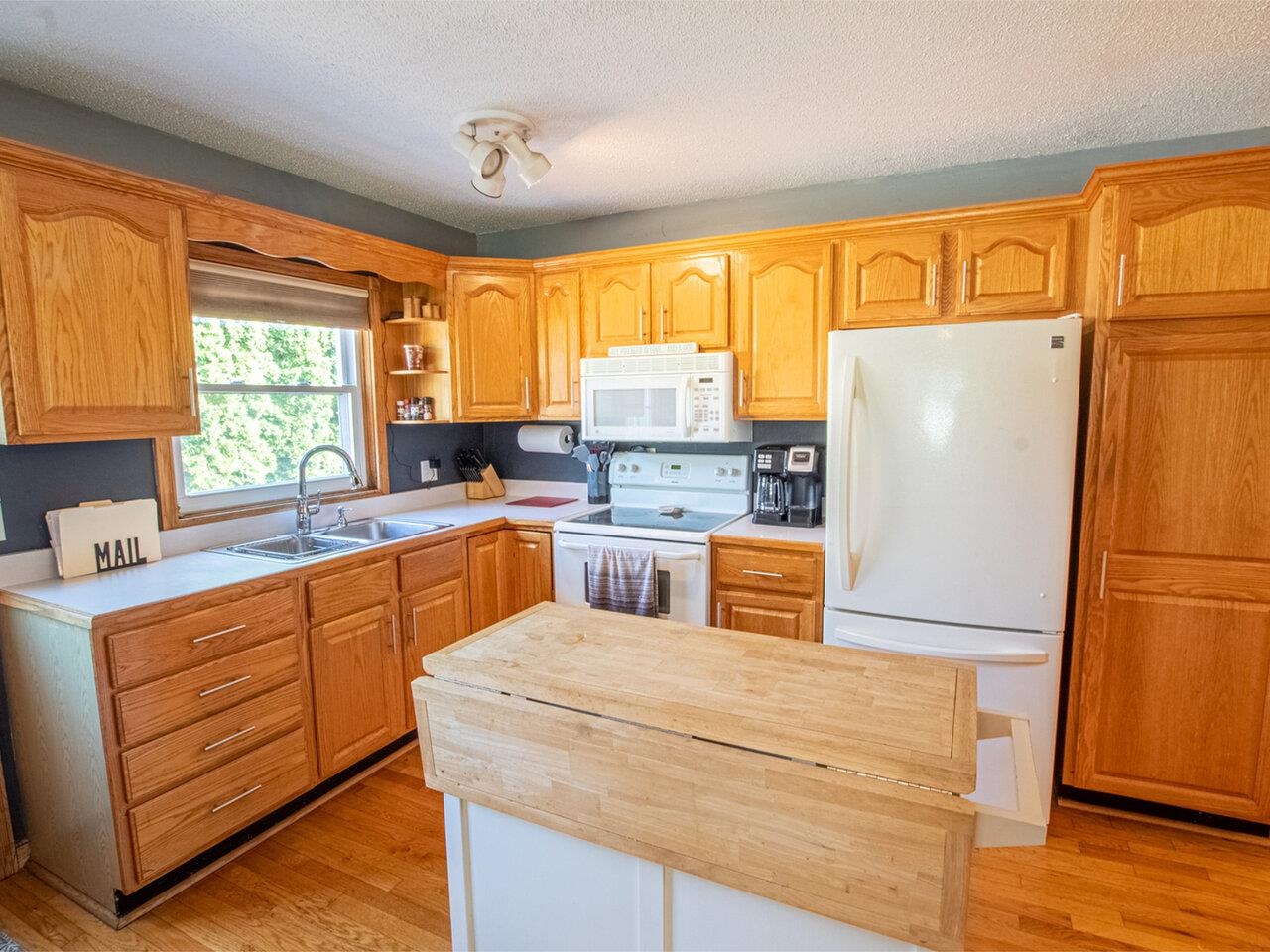 6 Sherry Road South Burlington, VT 05403 - Photo 13 of 23