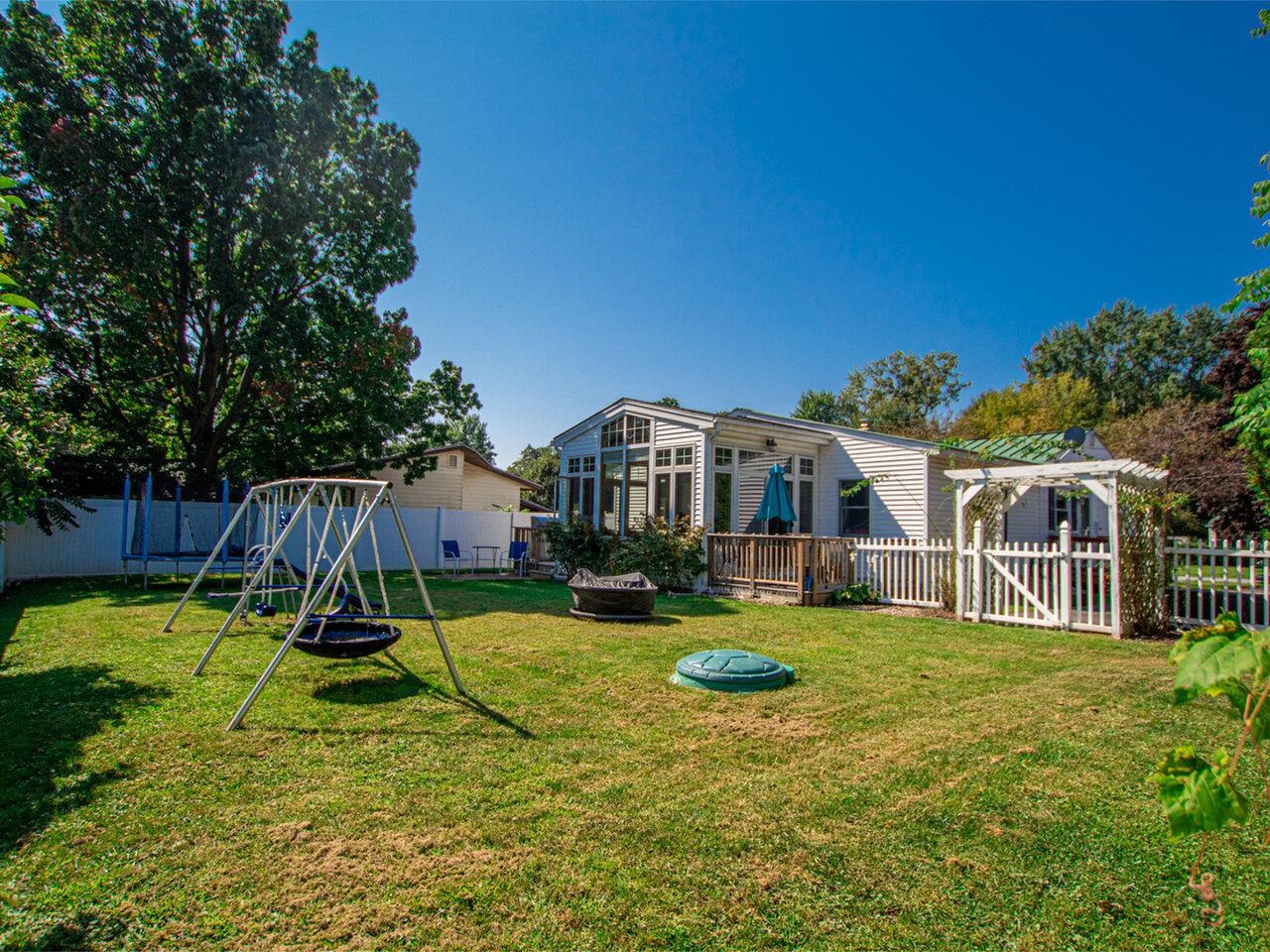 6 Sherry Road South Burlington, VT 05403 - Photo 10 of 23