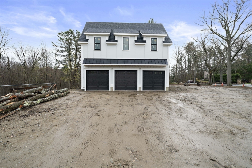 448 York Street Canton, MA 02021 - Photo 4 of 7