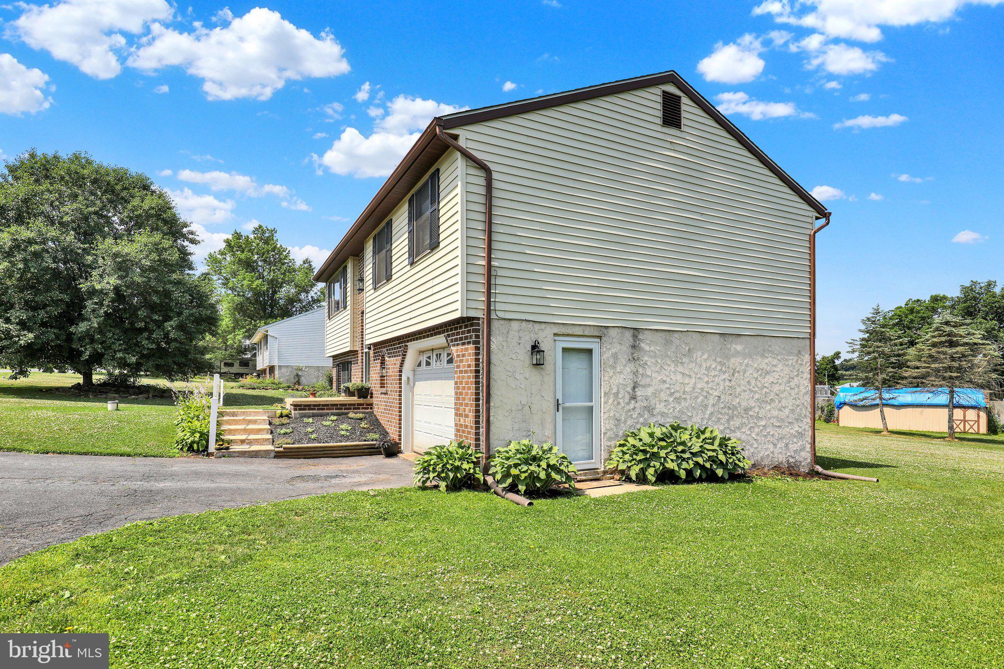 220 Pleasant Valley Road East Earl, PA 17519 - Photo 23 of 25 360_3860