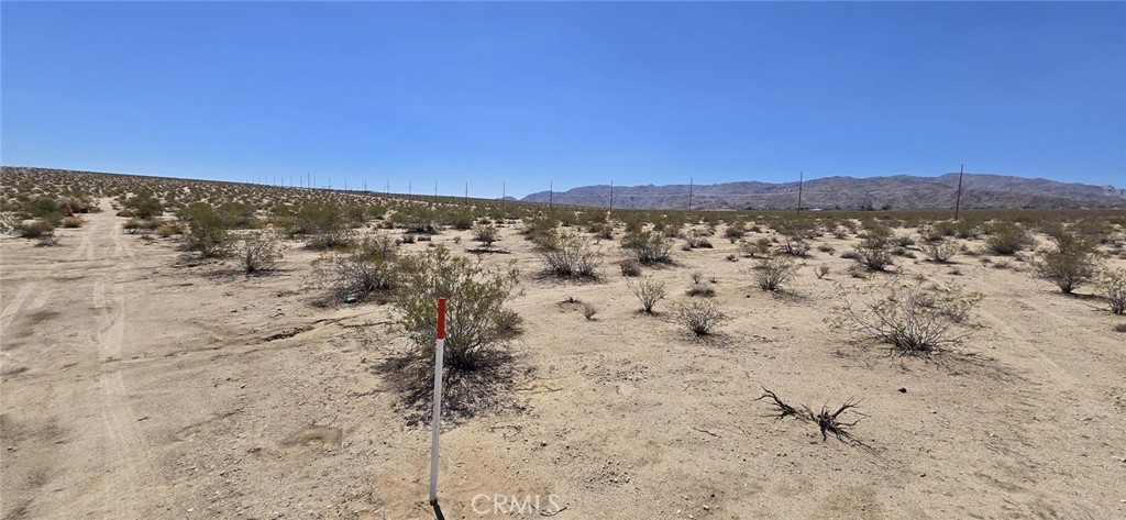70100 2 Mile Road Twentynine Palms, CA 92277 - Photo 4 of 28 a view of sky view and mountain