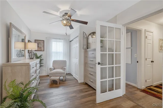 $349,900 | 209 Dolores Terrace South, Salina, NY 13212