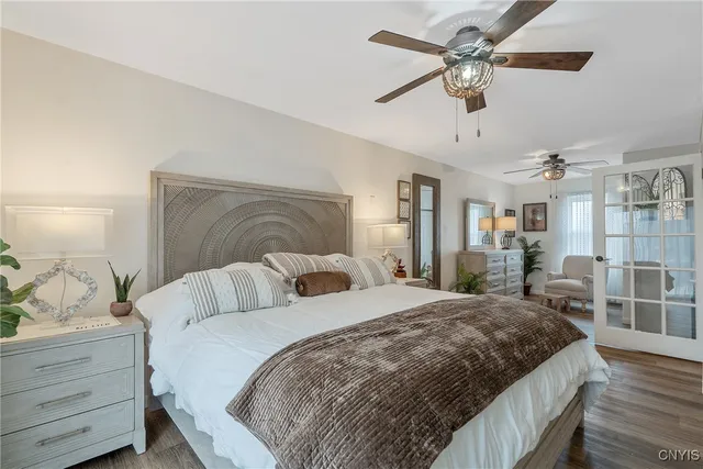 $349,900 | 209 Dolores Terrace South, Salina, NY 13212