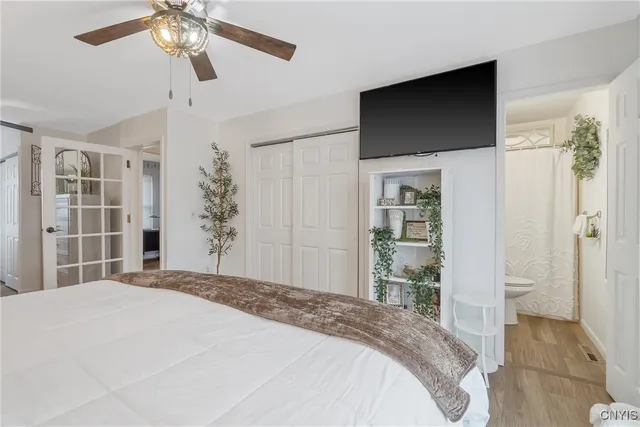 $349,900 | 209 Dolores Terrace South, Salina, NY 13212