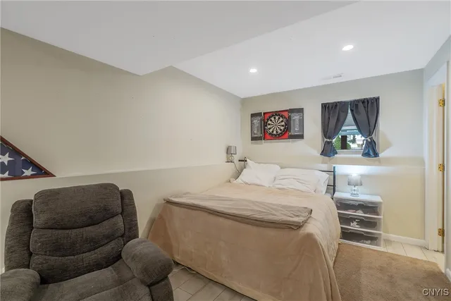 $349,900 | 209 Dolores Terrace South, Salina, NY 13212