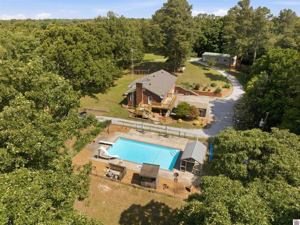 948 Kendall Road Mayfield, KY 42066 - Photo 15 of 39 136842-e2cbdc1d-a640-41c1-ad89-6f3771925