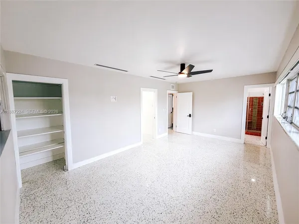 $5,900 | 425 Northeast 103rd Street, Unit 425, Miami Shores, FL 33138