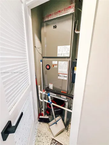 $5,900 | 425 Northeast 103rd Street, Unit 425, Miami Shores, FL 33138