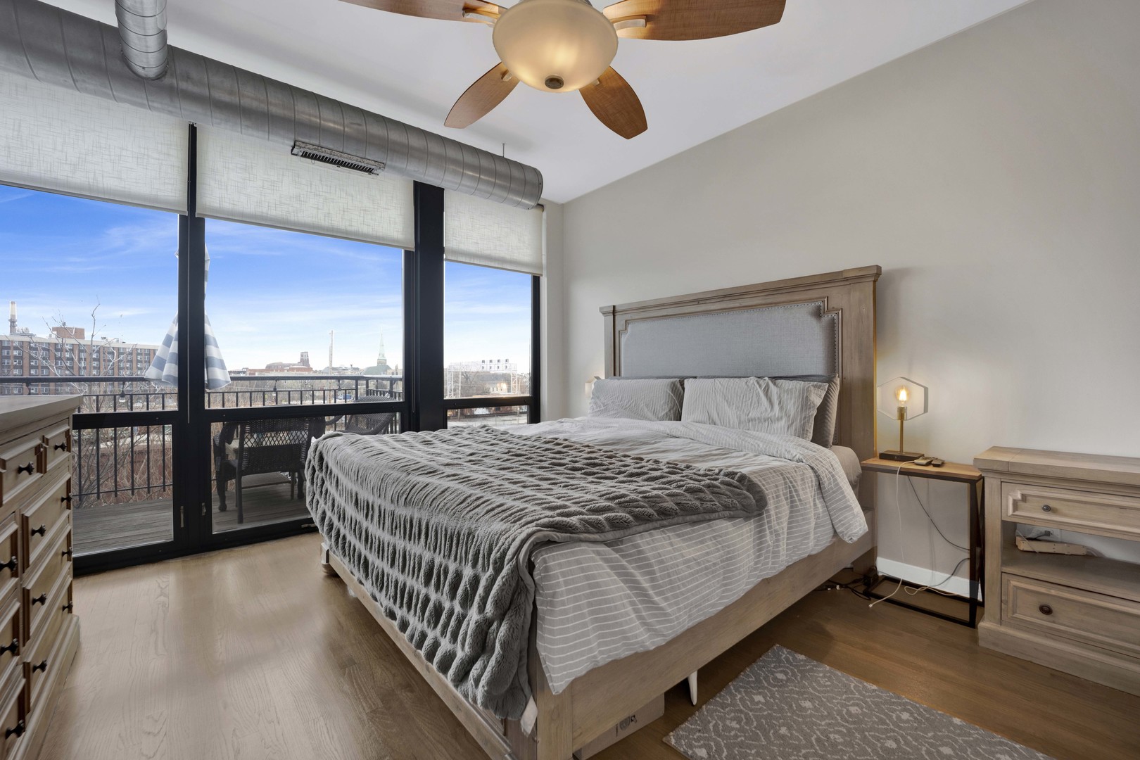 1151 West 15th Street, Unit 401 Chicago, IL 60608 - Photo 15 of 22